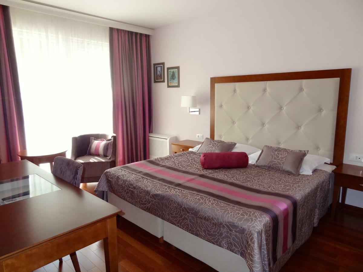 Apartments Ruza Makarska Exterior photo